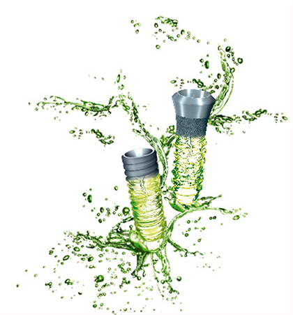 ストローマン社のインプラント(人工歯根)